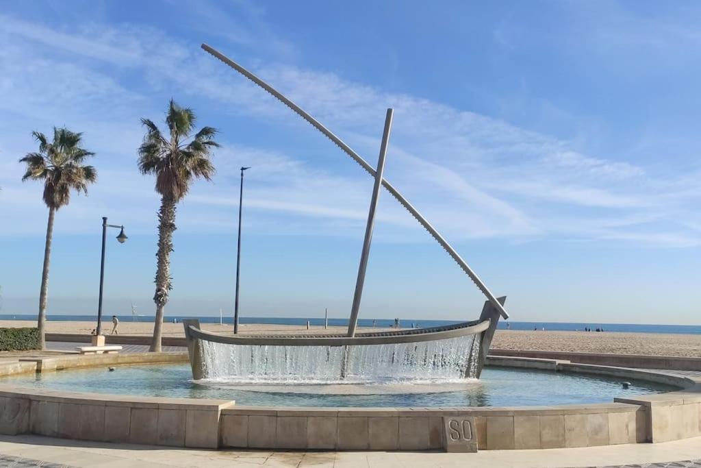 Malvalindabeach Loft Benlliure Malvarrosa/Patacona Valencia Exterior photo